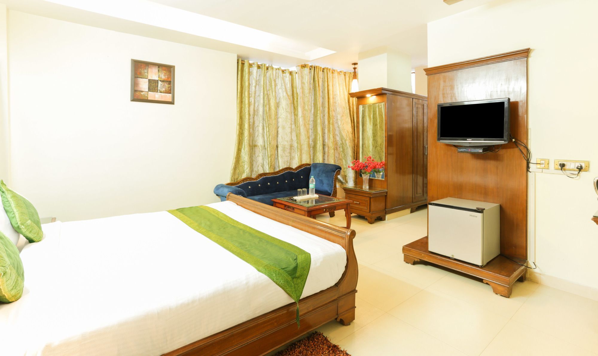 Treebo Shanta Inn Lucknow Extérieur photo