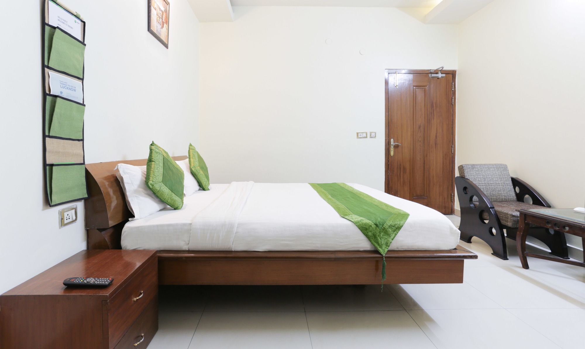 Treebo Shanta Inn Lucknow Extérieur photo
